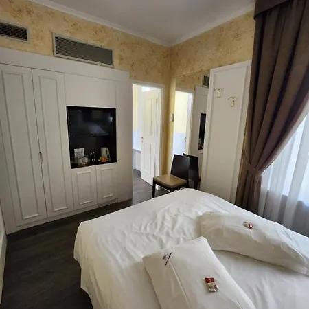Millennium Hotel 3*