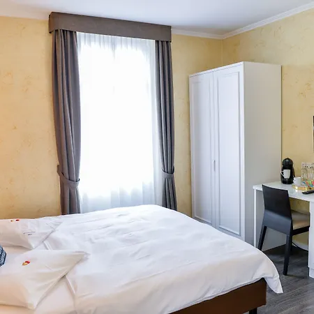 Millennium Hotel 3*