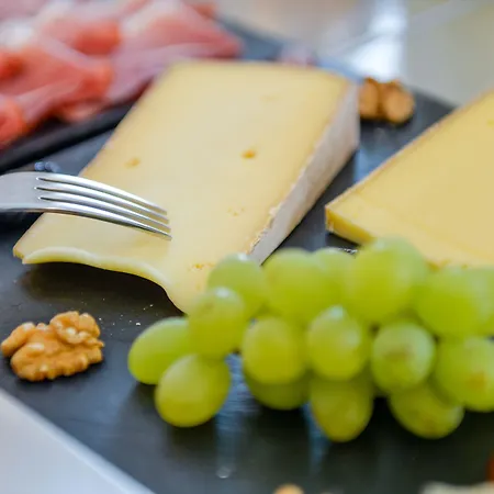 Hotell Millennium 3*