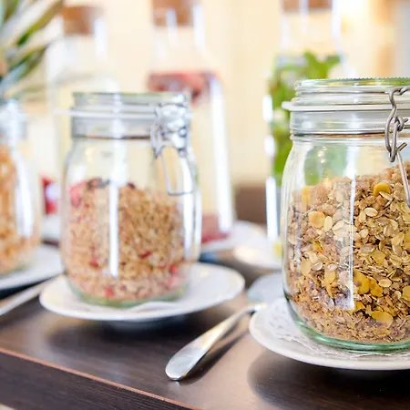 Отель Millennium 3*