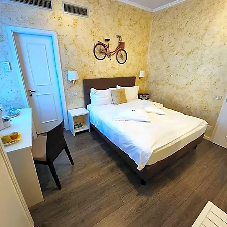 Hotel Millennium