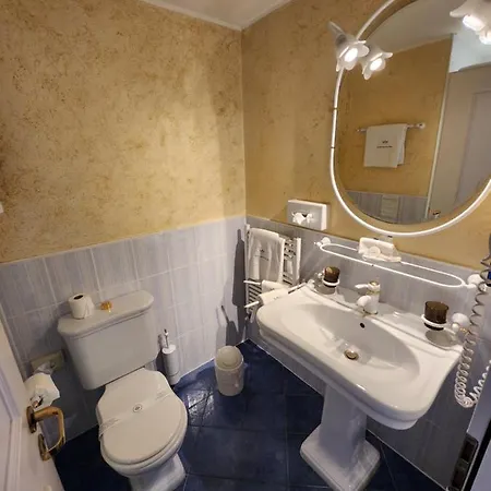 Millennium ホテル 3*